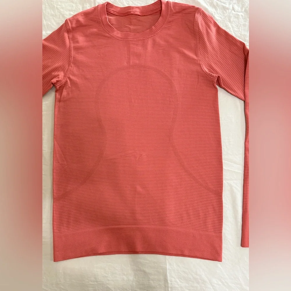 Lululemon Swiftly Relaxed Long Sleeve Tempo Stripe Pale Raspberry /Brier Rose(4) - Picture 3 of 6